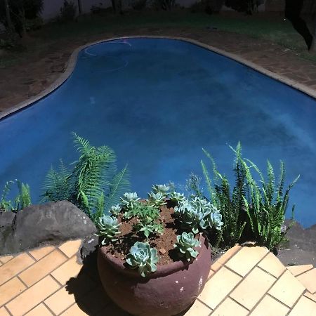 Hotel Kusha Two Sabie Esterno foto
