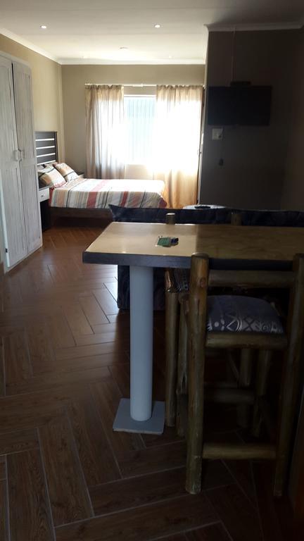 Hotel Kusha Two Sabie Esterno foto