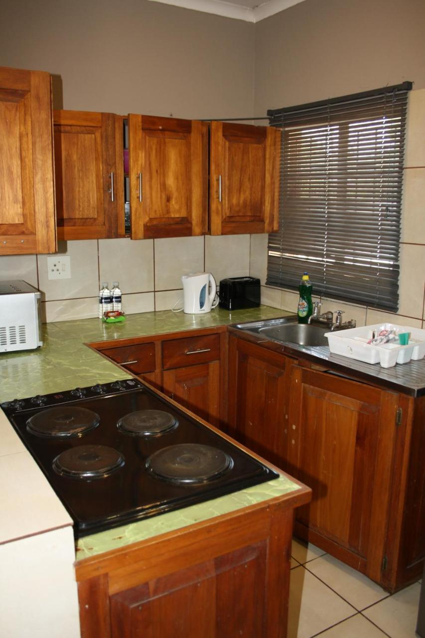 Hotel Kusha Two Sabie Esterno foto