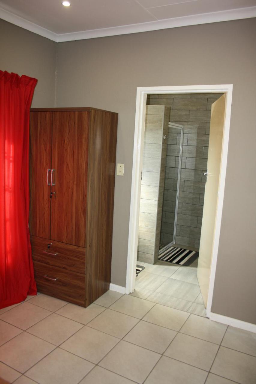 Hotel Kusha Two Sabie Esterno foto